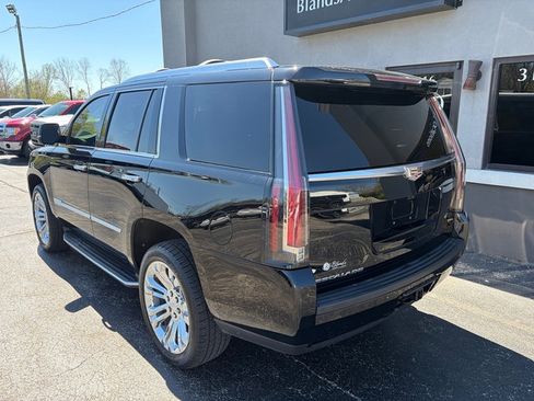 Used 2018 Cadillac Escalade Luxury w/ LPO, Radiant Package image 11