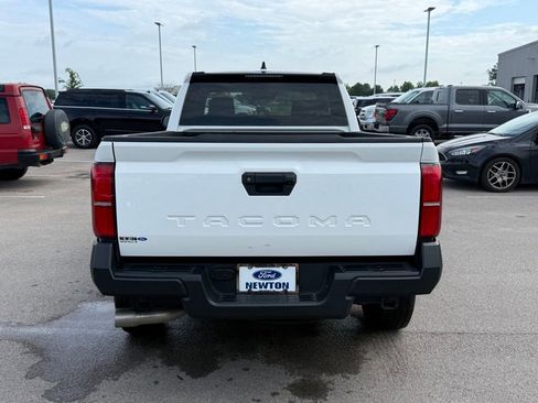 Used 2024 Toyota Tacoma SR RWD image 34