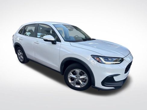 Used 2024 Honda HR-V LX image 1