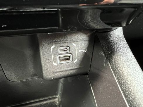 Used 2022 Jeep Compass Latitude image 32