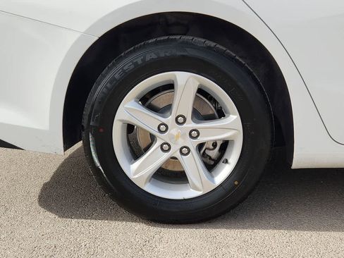 Used 2024 Chevrolet Malibu LT image 12