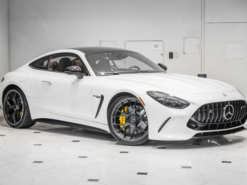 Used 2025 Mercedes-Benz AMG GT 63 image 1