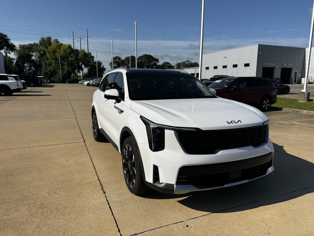Certified 2026 Kia Sorento SX FWD image 10