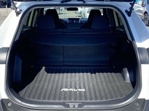 Certified 2024 Toyota RAV4 LE AWD/4WD image 22