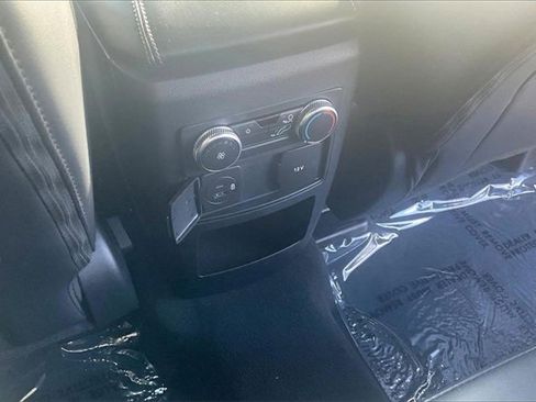 Certified 2021 Ford Explorer XLT w/ Equipment Group 202A image 33