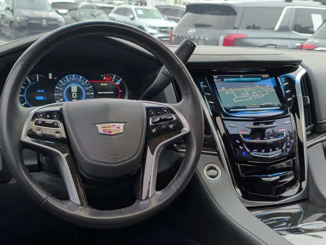 Used 2018 Cadillac Escalade Platinum AWD/4WD image 15