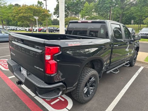 Used 2021 Chevrolet Silverado 1500 Custom Trail Boss AWD/4WD image 6