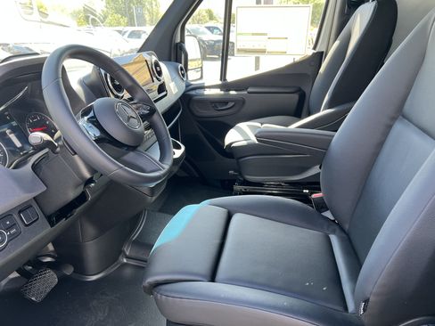 New 2026 Mercedes-Benz Sprinter 2500 image 16