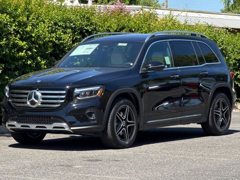 New 2026 Mercedes-Benz GLB 250 image 7