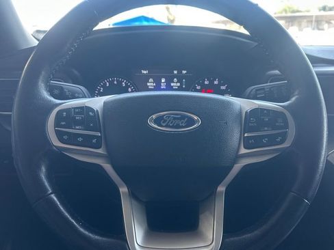 Used 2023 Ford Explorer XLT w/ Equipment Group 202A RWD image 28