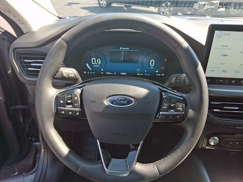 Used 2023 Ford Escape Active w/ Tech Pack #2 AWD/4WD image 21