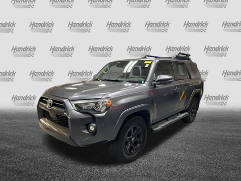 Used 2021 Toyota 4Runner SR5 Premium w/ Moonroof Package RWD image 5