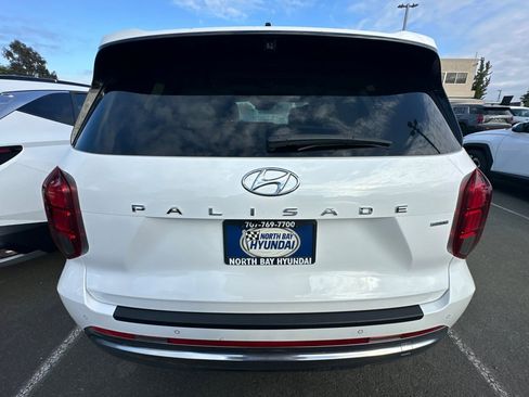 Used 2023 Hyundai Palisade Calligraphy w/ Cargo Package AWD/4WD image 6