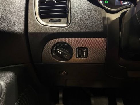 Used 2020 Dodge Durango R/T w/ Technology Group AWD/4WD image 15