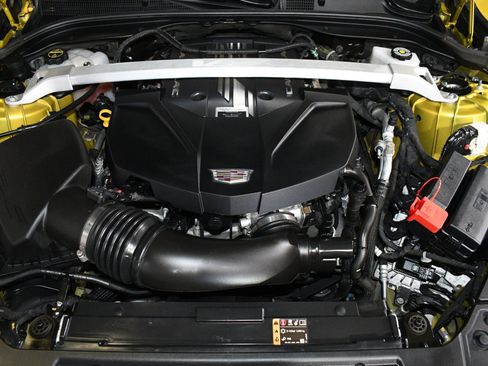 Used 2024 Cadillac CT5 V Blackwing w/ Carbon Fiber Package 2 RWD image 93