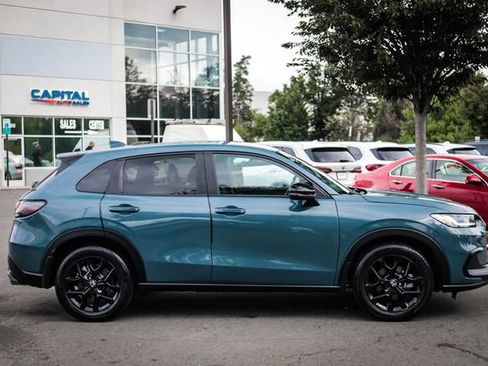 Used 2024 Honda HR-V Sport image 10