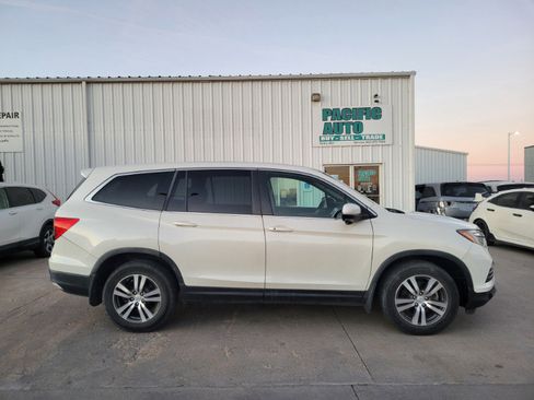 Used 2016 Honda Pilot EX-L image 8