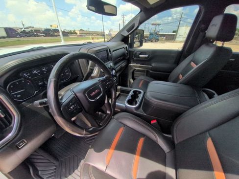 Used 2023 GMC Sierra 2500 AT4 w/ Gooseneck/5TH Wheel Package AWD/4WD image 10