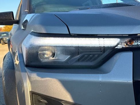 Used 2026 Chevrolet Colorado ZR2 image 11