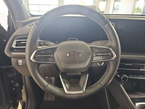 Used 2024 Chevrolet Traverse LT w/ Enhanced Driving Package AWD/4WD image 25