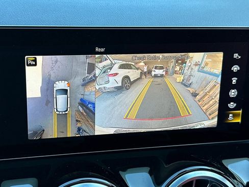 Used 2023 Mercedes-Benz GLA 250 4MATIC image 22