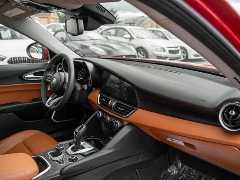 Used 2020 Alfa Romeo Giulia AWD w/ Cold Weather Package image 12