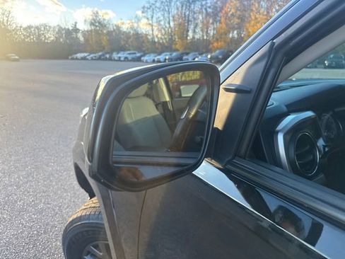 Certified 2023 Toyota Tacoma SR5 image 21