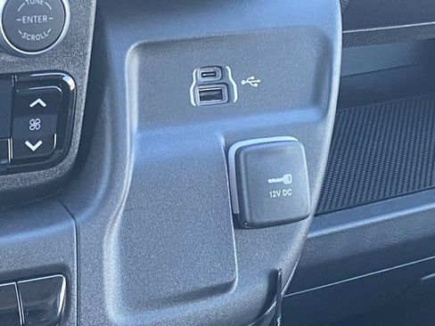 New 2026 RAM ProMaster 2500 w/ Convenience Group image 23