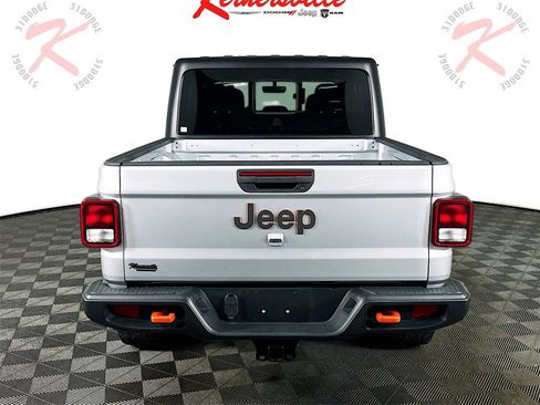 Used 2023 Jeep Gladiator Mojave w/ Cold Weather Group image 6