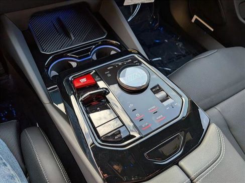 Used 2026 BMW M5 w/ Carbon Package AWD/4WD image 12