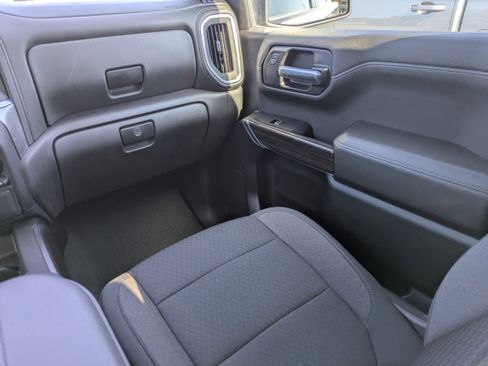Used 2022 Chevrolet Silverado 1500 RST image 11