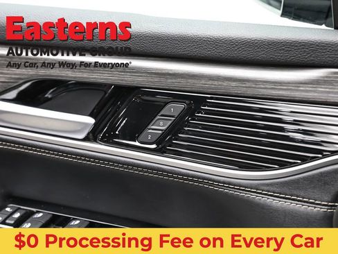 Used 2024 Jeep Wagoneer Series II AWD/4WD image 21