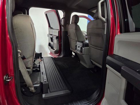 Used 2019 Ford F250 XLT w/ XLT Premium Package image 78