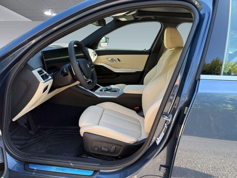 New 2026 BMW 330i Sedan w/ Convenience Package RWD image 5