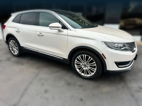 Used 2018 Lincoln MKX Reserve w/ Lincoln MKX Climate Package image 7