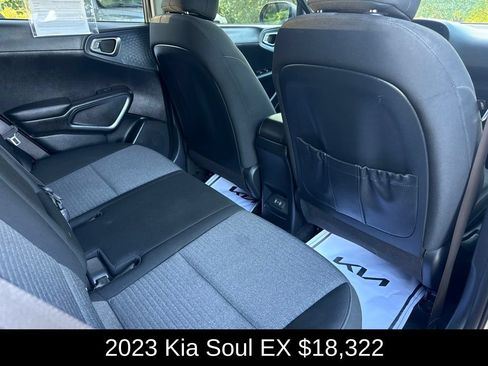 Used 2023 Kia Soul EX FWD image 18