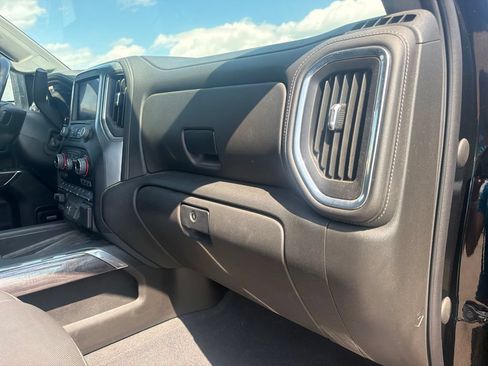 Used 2022 Chevrolet Silverado 3500 LTZ AWD/4WD image 38