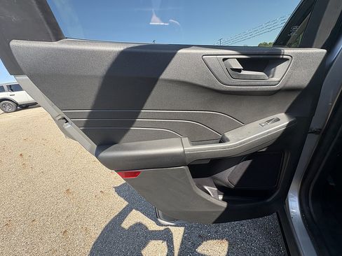 Used 2024 Ford Escape Active AWD/4WD image 17