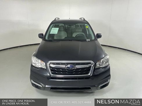 Used 2017 Subaru Forester 2.5i Premium w/ All-Weather Package AWD/4WD image 2