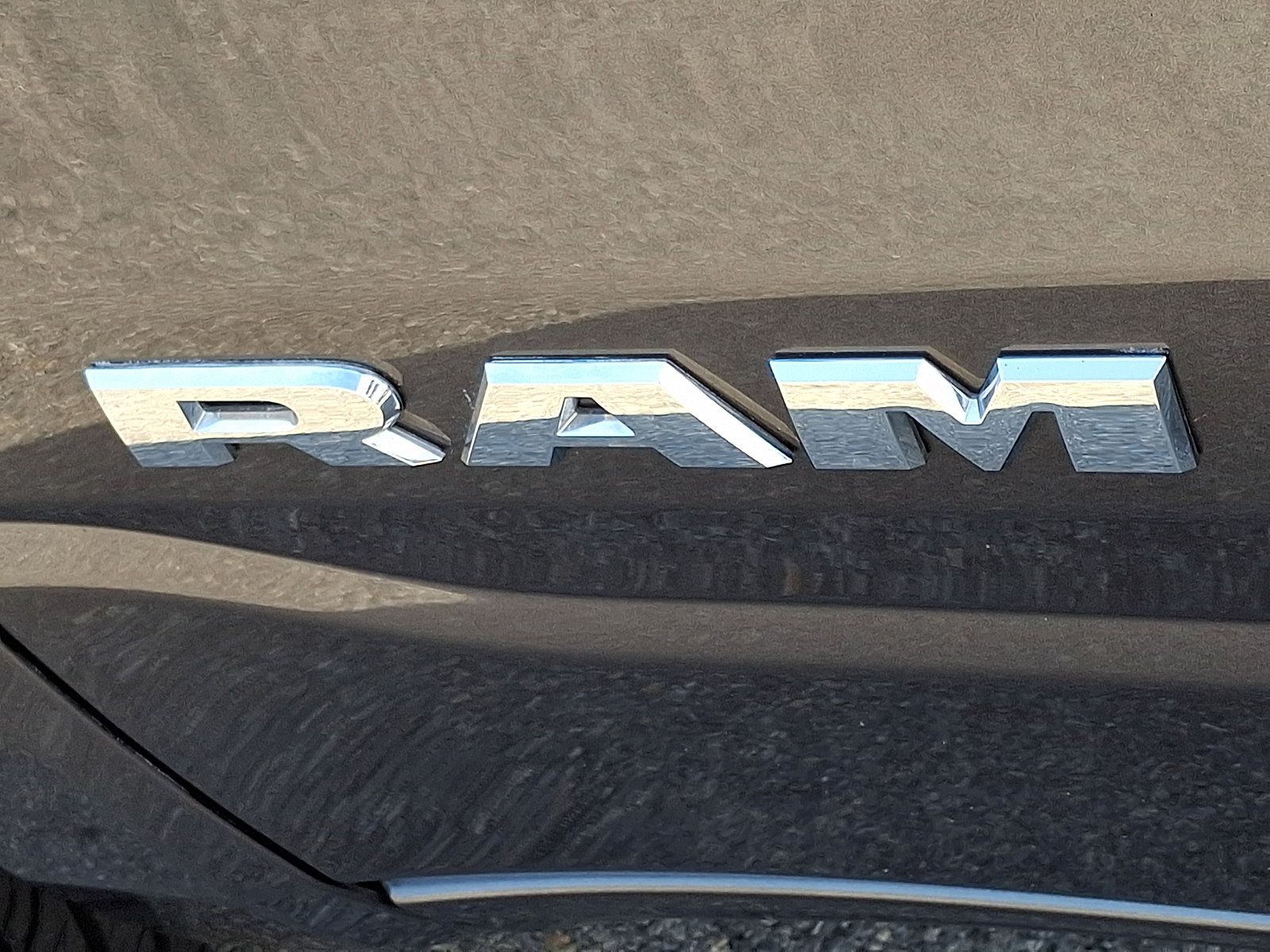 Used 2023 RAM 1500 Laramie AWD/4WD image 31