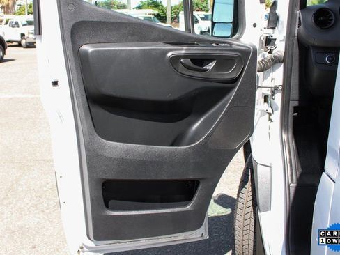 Used 2021 Mercedes-Benz Sprinter 144 Cargo image 11