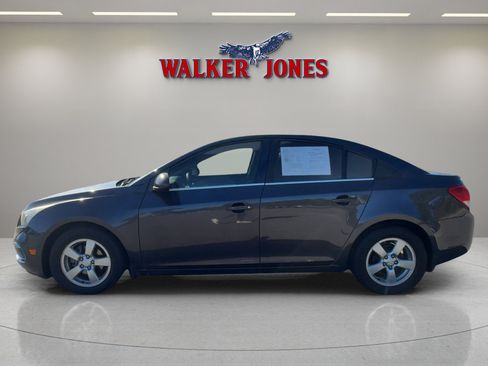 Used 2015 Chevrolet Cruze LT image 6