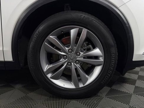 Used 2024 Acura MDX SH-AWD image 11