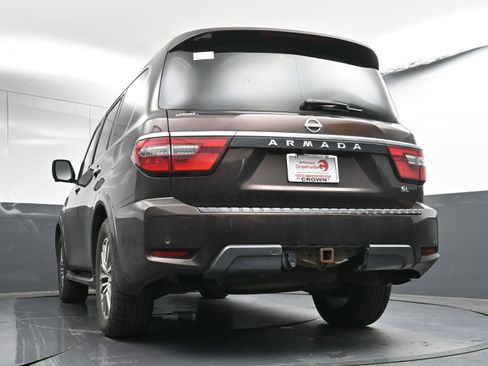 Used 2021 Nissan Armada SL w/ Captain's Chairs Package image 32