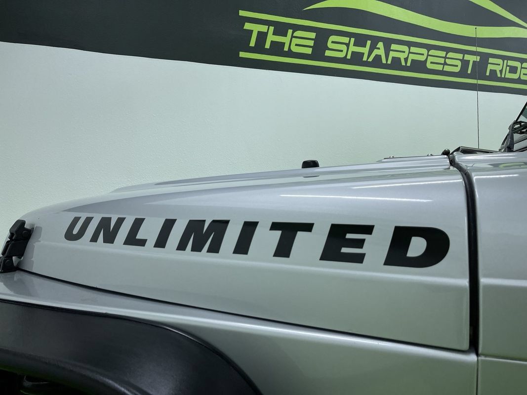 Used 2005 Jeep Wrangler Unlimited AWD/4WD image 13