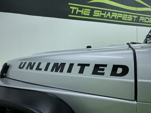 Used 2005 Jeep Wrangler Unlimited AWD/4WD image 13