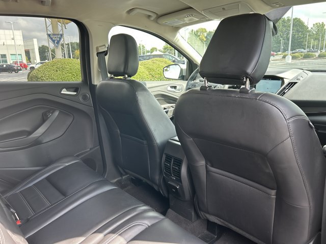 Used 2019 Ford Escape Titanium AWD/4WD image 28