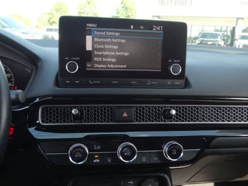 Used 2024 Honda Civic Sport image 28