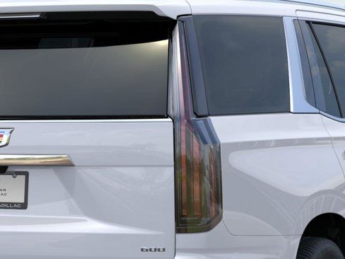 New 2026 Cadillac Escalade 2WD w/ LPO, Floor Liner Package image 12