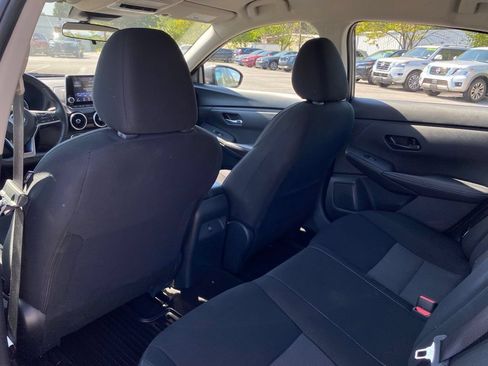 Used 2025 Nissan Sentra SV w/ All-Weather Package FWD image 23